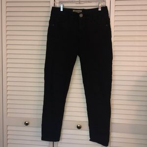 Black stretchy skinny jeans